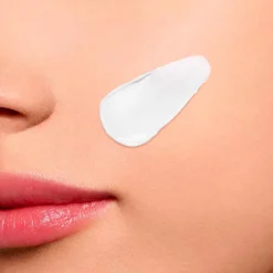 Clarins Hydratant Visage|- Hydra-Essentiel [HA²] - Crème Hydratante SPF15 Peaux normales à sèches 50 ml