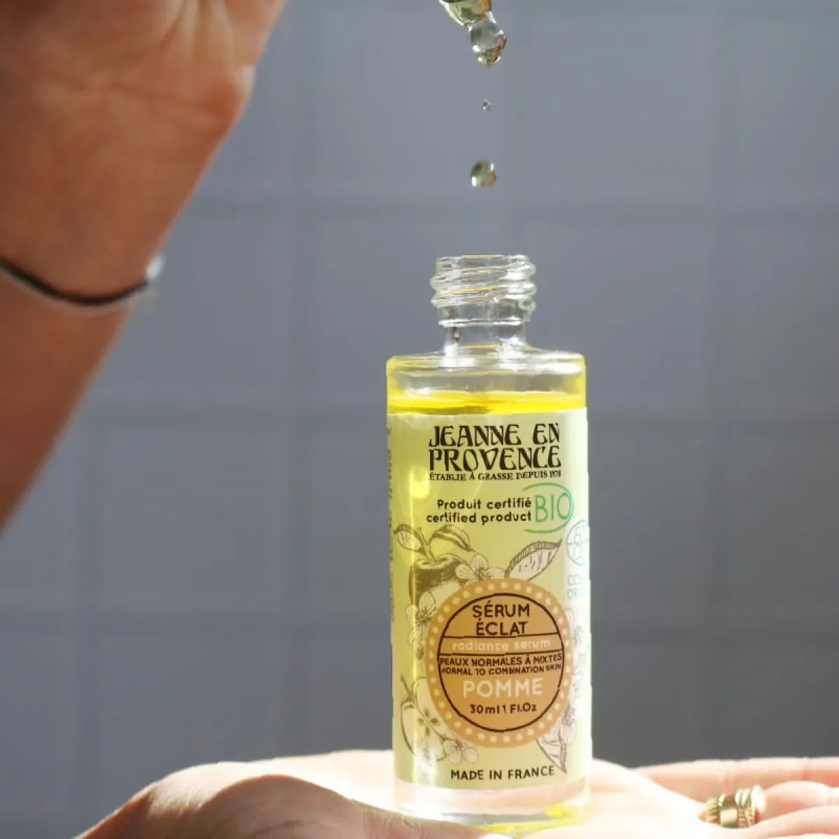 Jeanne en Provence Soin Éclat|Soin Spécifique|- Sérum Éclat Pomme 30 ml