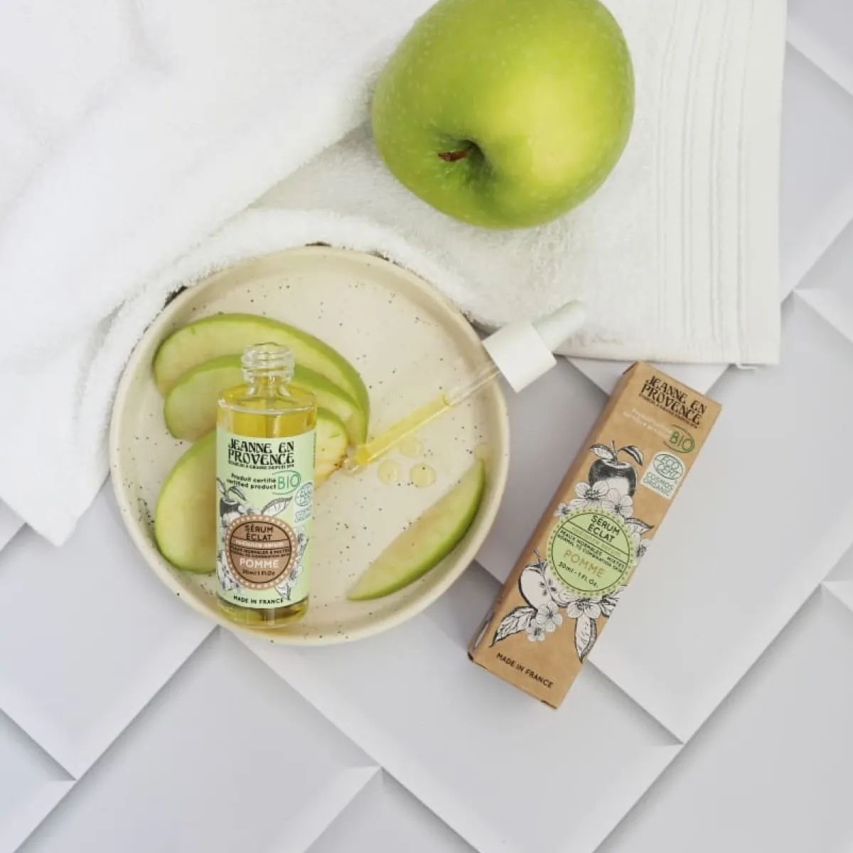 Jeanne en Provence Soin Éclat|Soin Spécifique|- Sérum Éclat Pomme 30 ml
