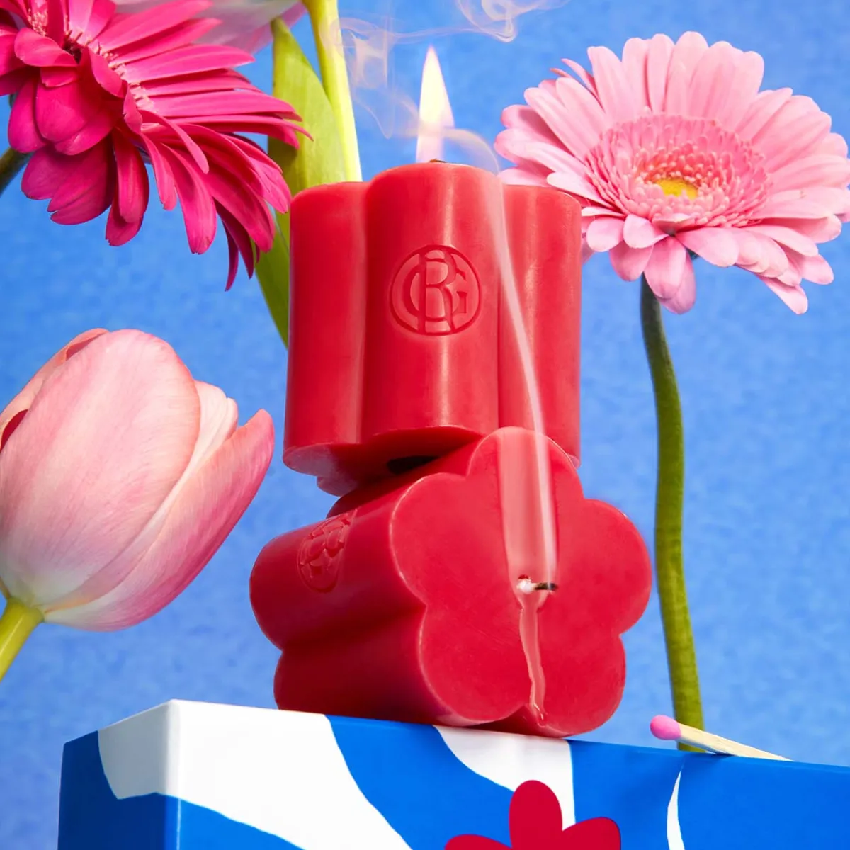 Roger & Gallet Eau Parfumée|- Coffret Gingembre Rouge - Eau Parfumée Bienfaisante 100ml + Bougie Parfumée