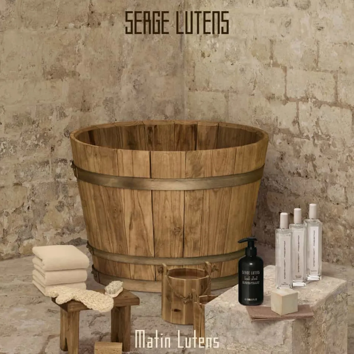 Serge Lutens Soin Des Mains|Main|- Dans le bleu qui pétille - Gel Moussant mains et corps 240 ml
